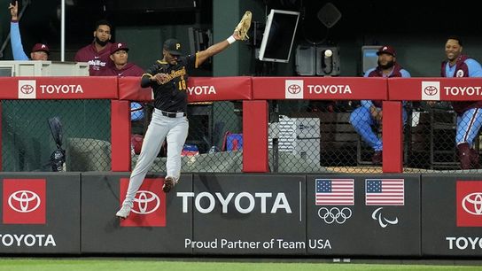 Jones’ brief lack of execution proves costly in loss to Phillies taken in Philadelphia (Pirates)